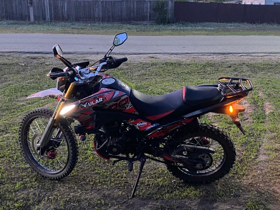 Мотоцикл ular 250
