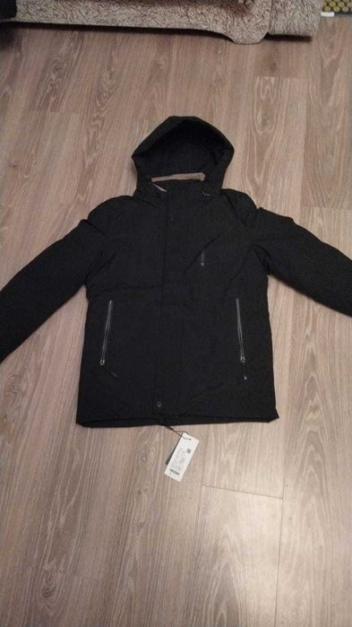 Продам стильные новые куртки, весна - осень.