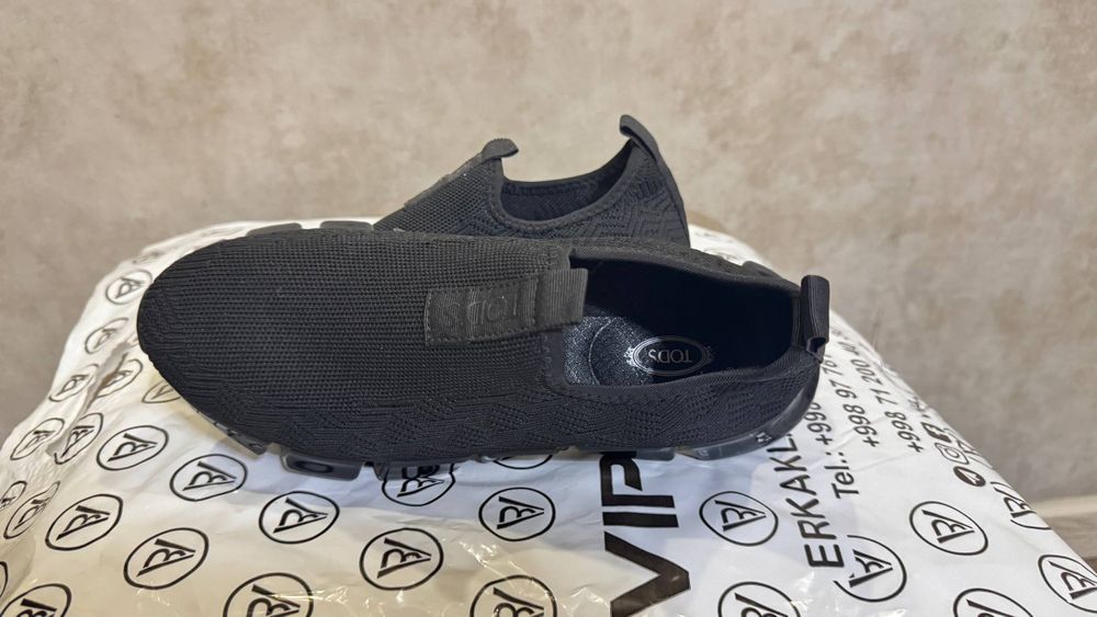 Skechers 40 razmer