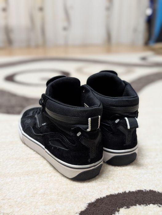 Globe Dimension-Negru