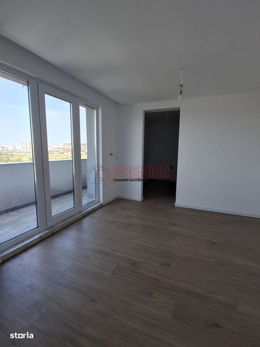 Apartament cu 3 Camere - Terasa Proprie 97 MP - Sector 4