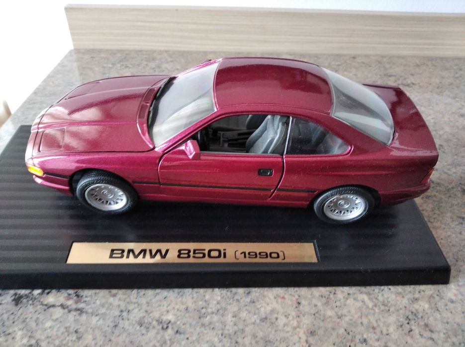 Macheta Auto, BMW 850i, 1/18 model 1990