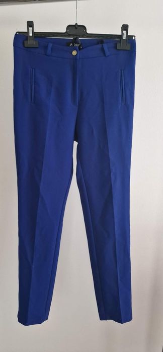 Pantaloni cu talie inalta