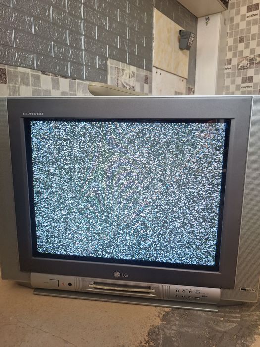 Продам телевизор