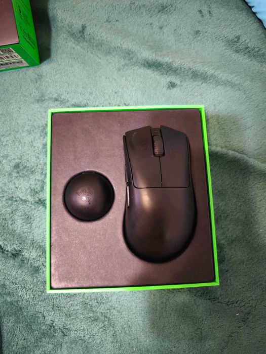 Гейминг мишка Razer - DeathAdder V4 Pro, оптична, безжична, черна