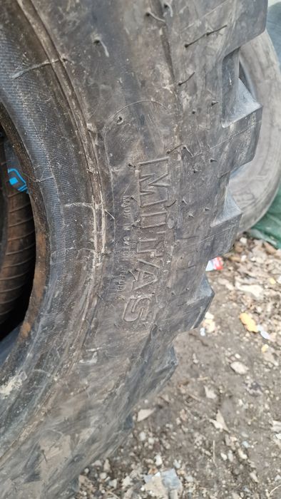 Anvelope excavator 9.00-20 marca Mitas, 14 ply