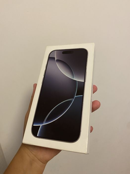 Продаю iphone 16 pro