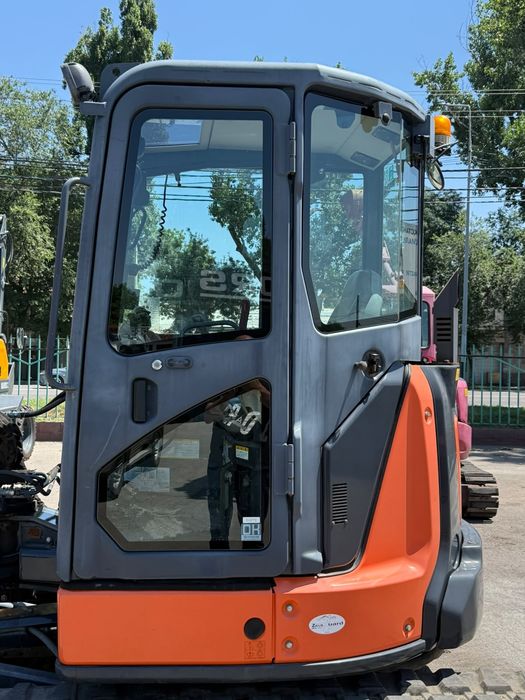 Мини экскаватор HITACHI ZX40U-5B
