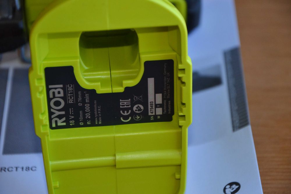 Нов безчетков ъглошлайф Ryobi 18V