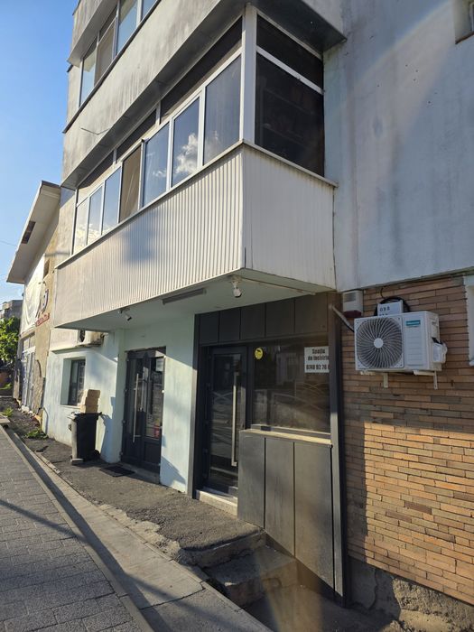 Spatiu comercial DE ÎNCHIRIAT