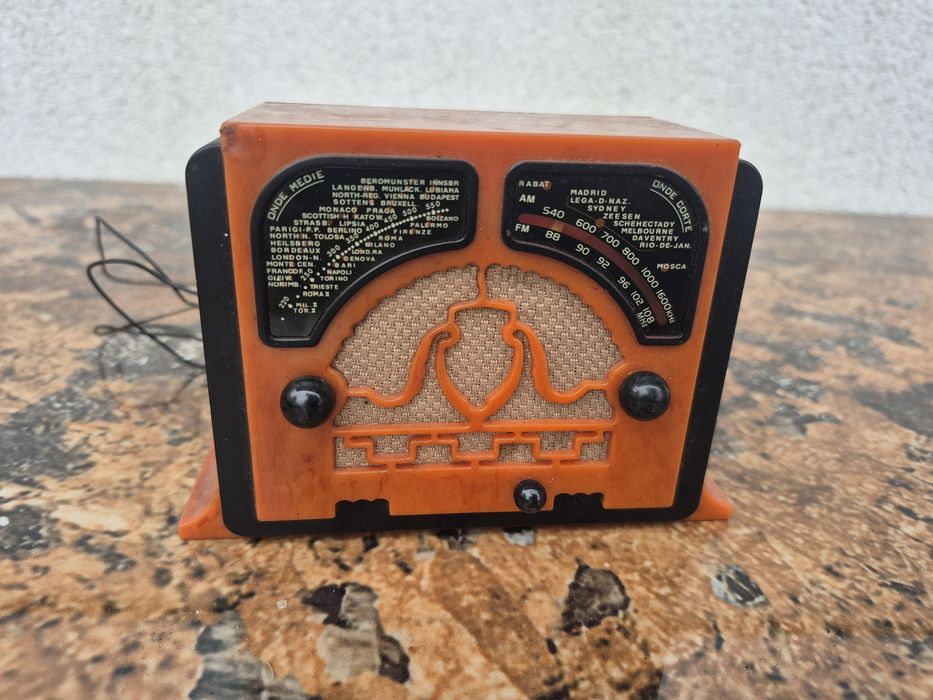 Vand Radio marelli Vertumno II ,model 1934, made in Italy miniature