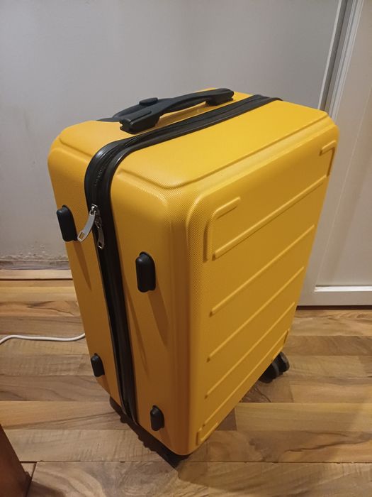 Vând troler în stare ca nou