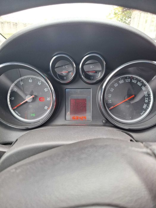 Opel Astra J 2015 hatchback