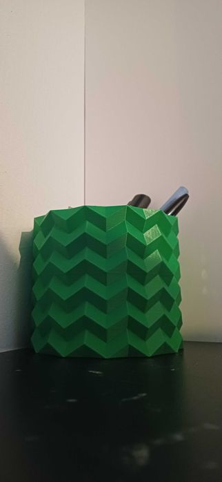 Suport culoare verde abs multi functional/ghiveci. 40 de lei