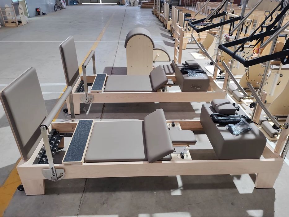 Aparat pilates reformer with tower din lemn de artar (maple)