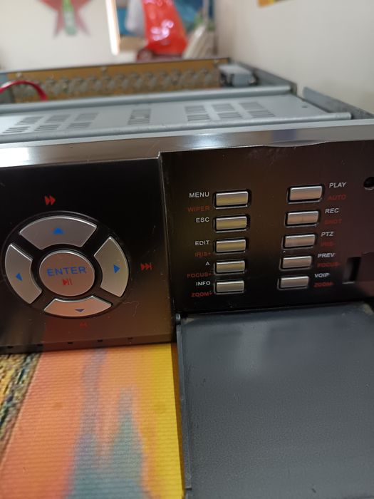 DVR cu 32 canale și HDD 160GB