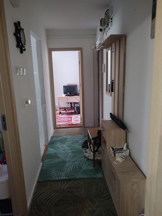 De vânzare apartament 3 camere
