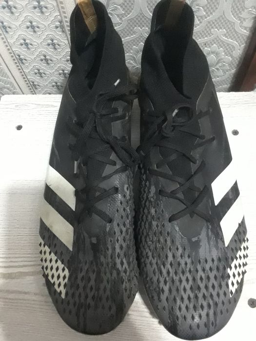 Butsi Adidas prediator