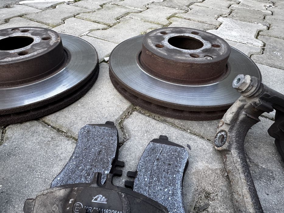 Frana fata Mercedes 295mm