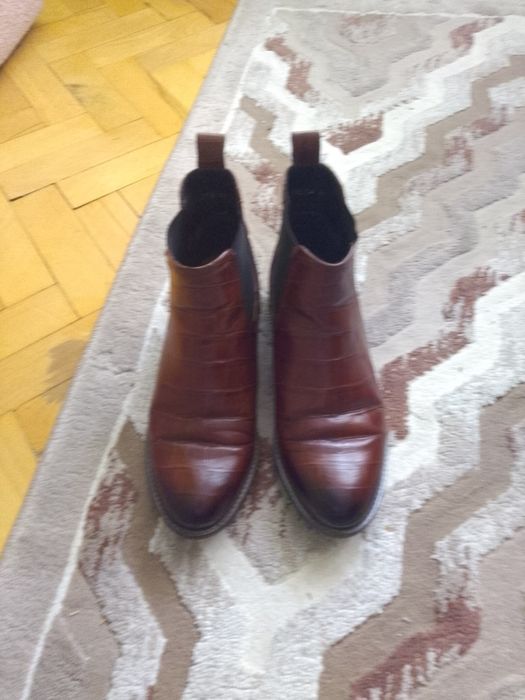 Ghete piele lacyita gino rossi