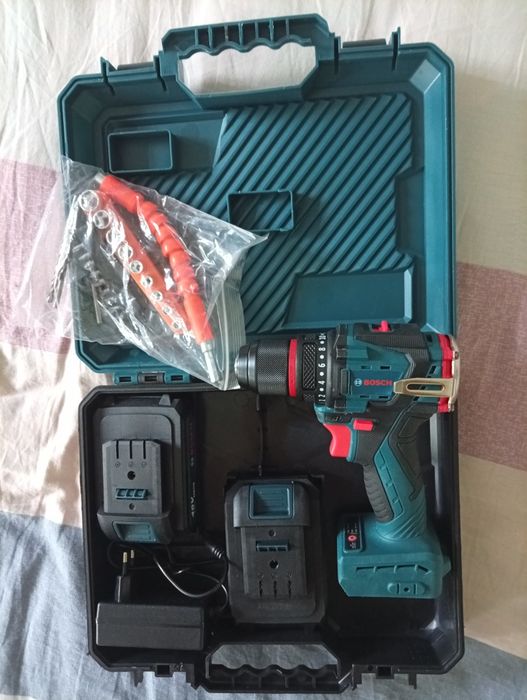 Bosch 18-60, шуруповёрт + гайковёрт, новый в комплекте