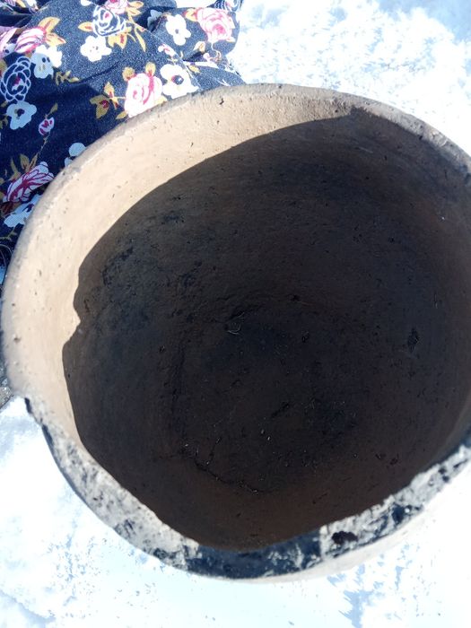 Глиненныи сосуд бронзовыи век