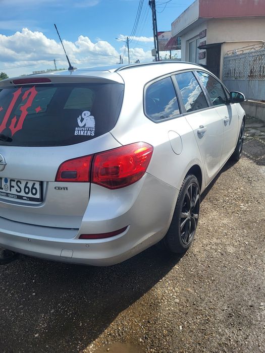 Opel astra J 2.0 170 cp