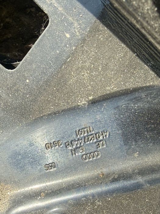Заден капак Audi A8 D4 4H S8 4H0827023G 4H0827445B оригинал