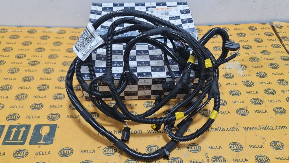 NOU Instalatie electrica cablaj bara fata senzori Maserati Levante 670033341