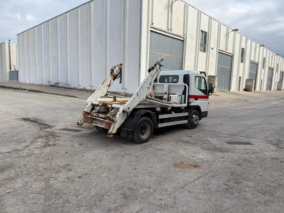 Контейнери за строителни и битови отпадъци