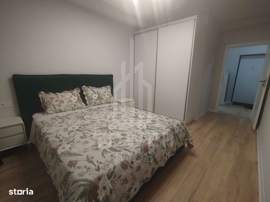 Apartament modern de închiriat, cu balcon și loc de parcare