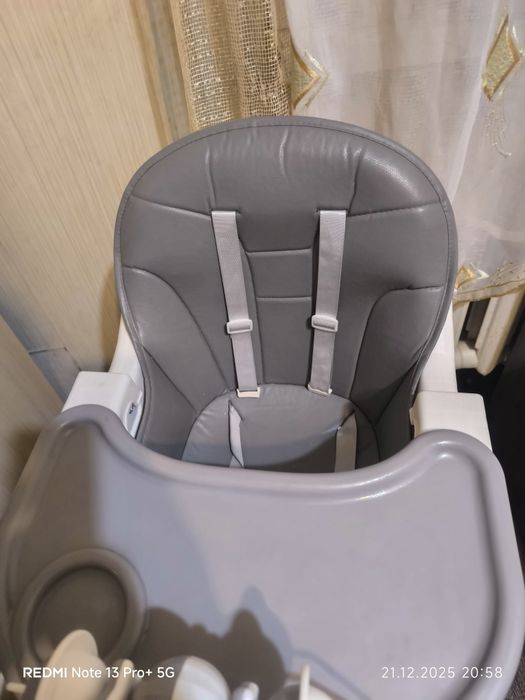 Продам стульчик детский