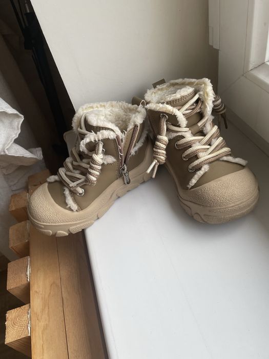 Детские зимние ботинки тёплые с защитным носком