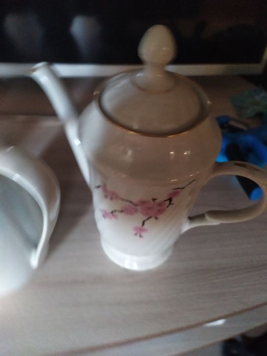 Продам советские чайники для сервиза.