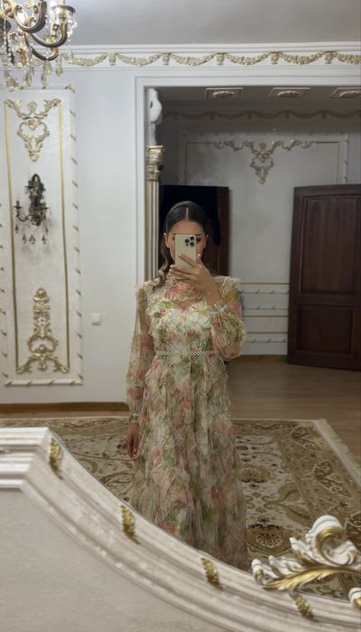 Вечернее платье