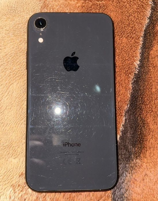 Продам айфон хр 64 гб