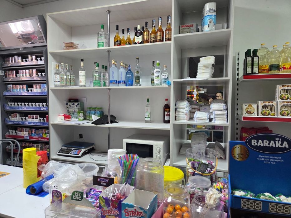 Магазинге оборудование сатылады
