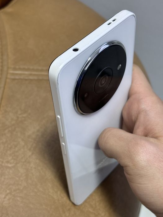 Продам новый Redmi A3x