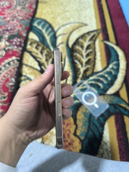 Iphone 16 pro, karobka dakument