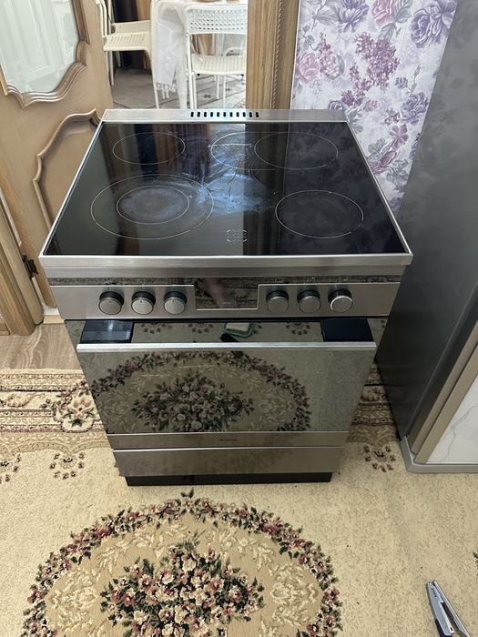 Продам Электрическую плиту