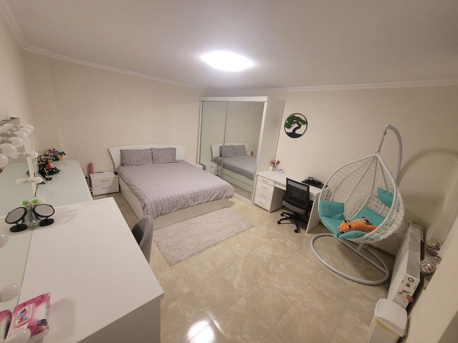 Vând casa parc CFR  la 30m de str.Domneasca