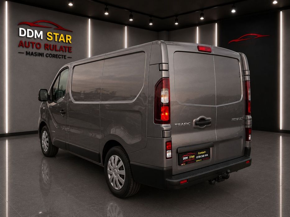 RENAULT Trafic 2018 — imagine 2