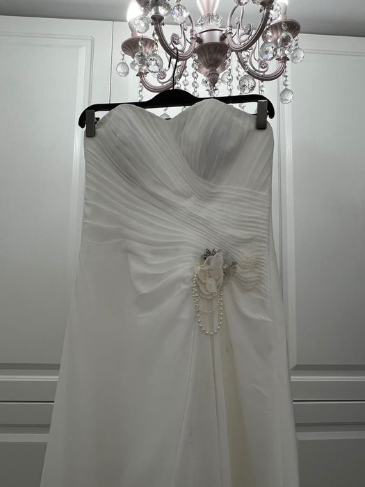 Vand rochie de mireasa