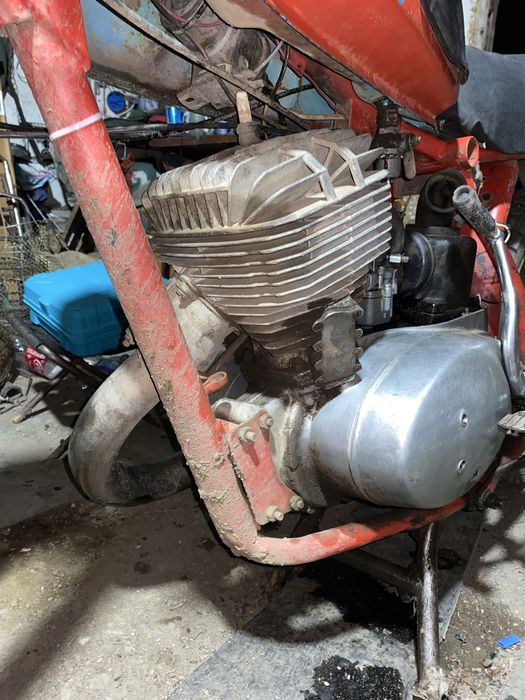 Продам иж планета 4