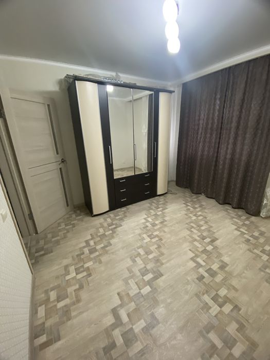 Продам 2 комн кв в 11 мкр