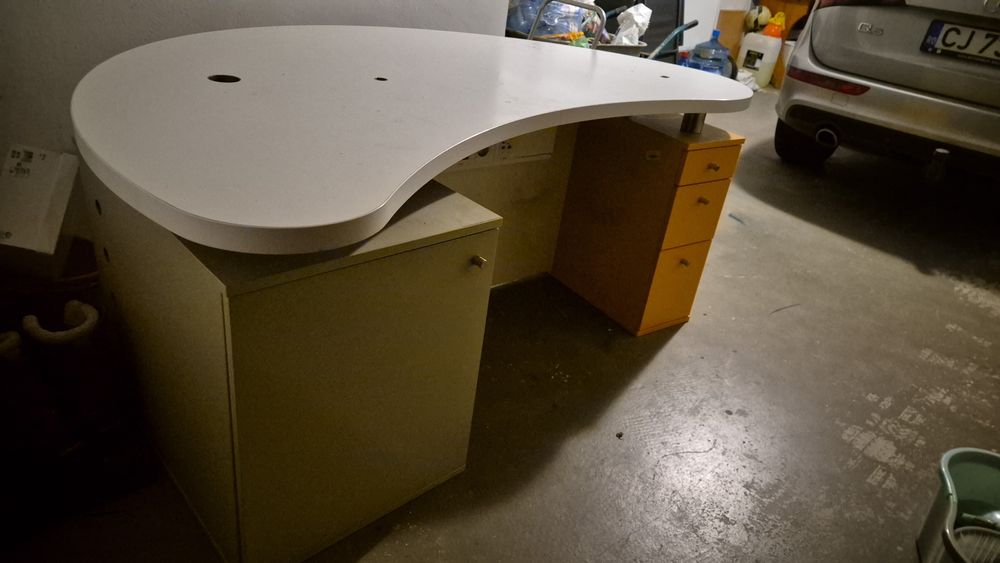 Masa  birou cu sertare