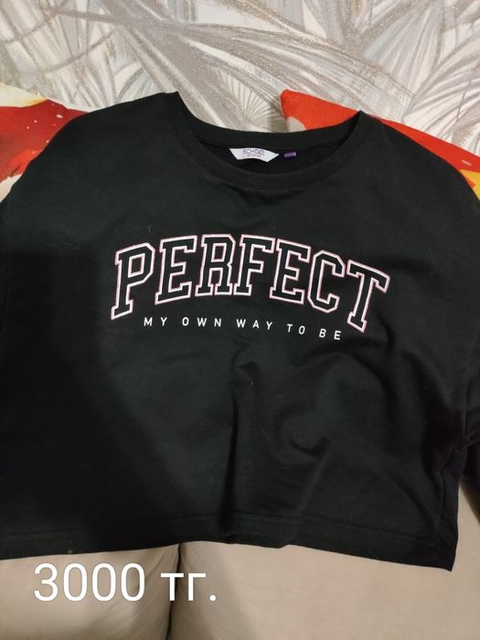 Продам новые толстовки на девочку