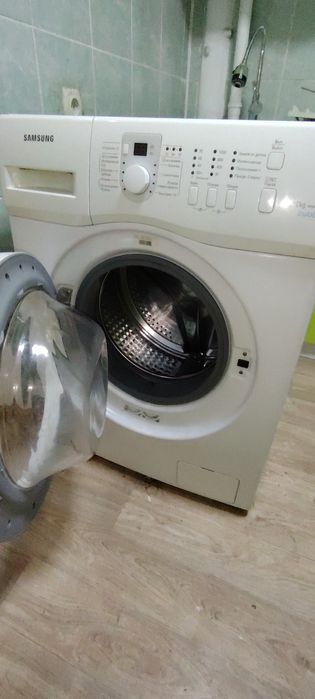 Продам стиральную машину