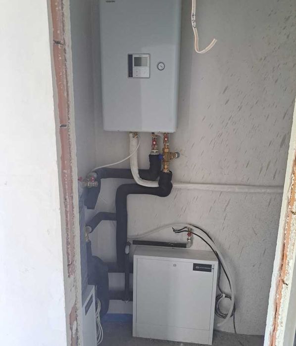 Продава се Тристаен апартамент в София, Хладилника - 132 кв.м за 3023 €/кв.м - Снимка #2