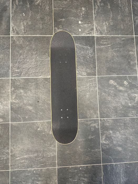 Skateboard speed demons